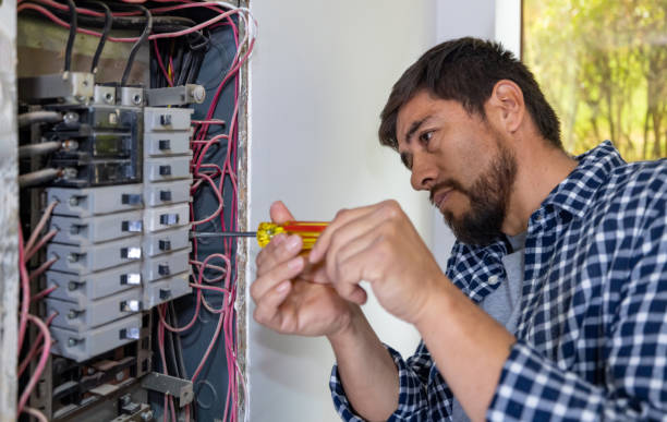 Best Local Electrician Companies  in East Massapequa, NY